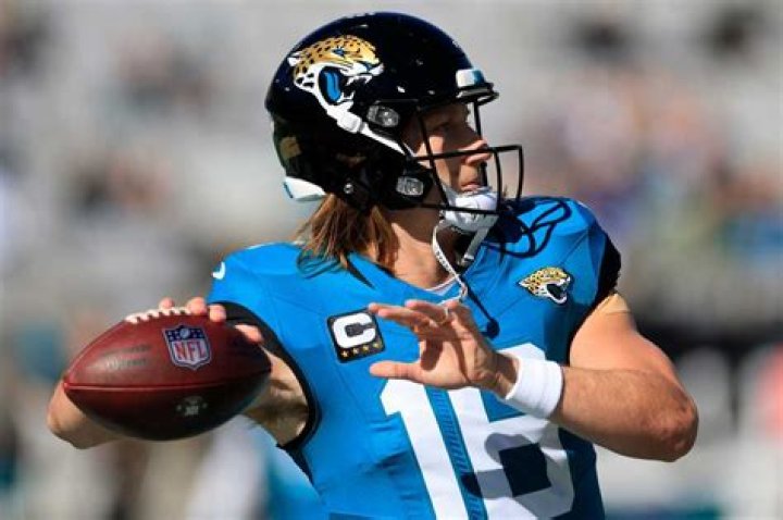 14 minutes of Trevor Lawrence highlights, insane throws and unreal plays