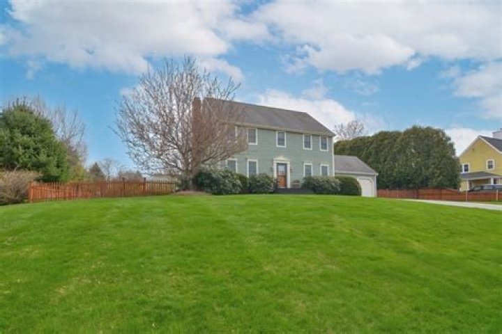 28 Skye Line Dr, Sutton, MA 01590 MLS 72972113 Redfin