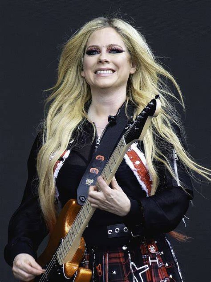 Avril Lavigne's Dating History From Brody Jenner to Tyga