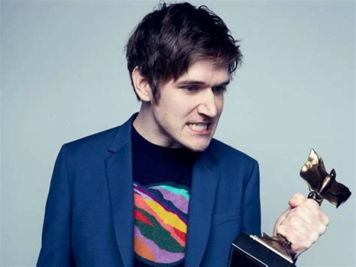 Bo Burnham Biography, Age, Height, Girlfriend, Net Worth Wealthy Spy