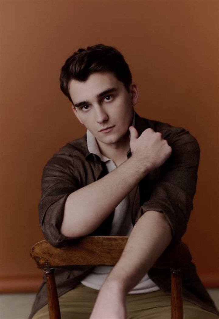 Cameron Chapman Enjoy Lockwood & Co. Vanity Teen 虚荣青年 Lifestyle & New