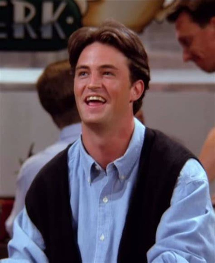 Chandler Friends фото в формате jpeg, слитые в интернет для общего доступа