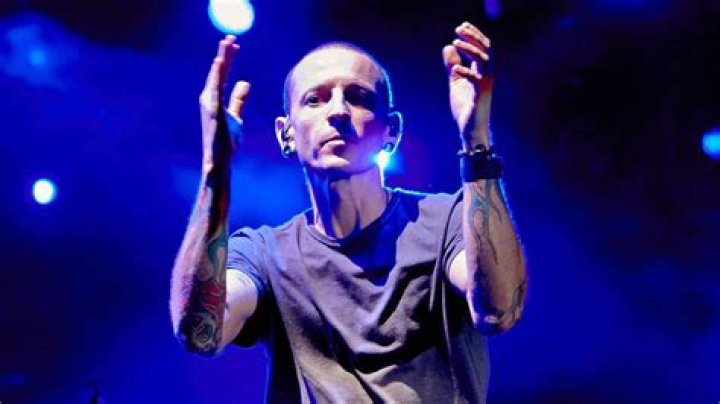 Chester Bennington's wife shares family photo days before he killed