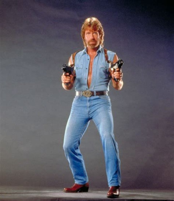 Chuck Norris / Promo Photos "Invasion U.S.A."( 1985 ) Chuck norris