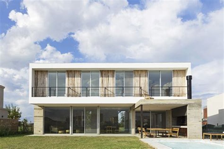 CI336 House BAM Arquitectura House, Simple house, House styles