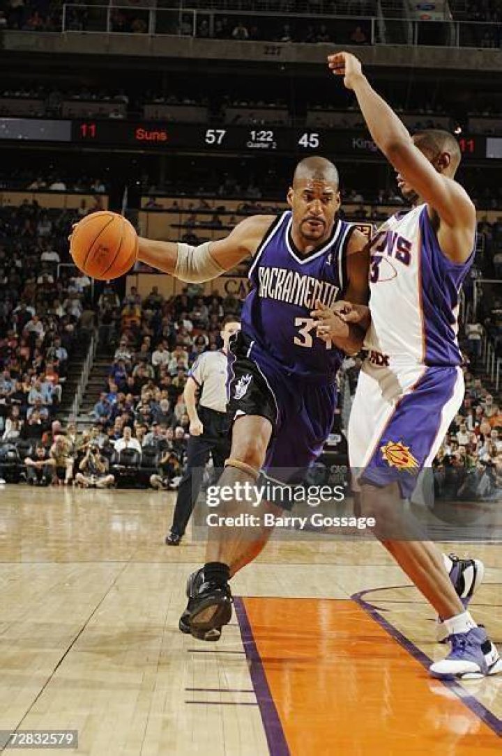 Corliss Williamson said Phoenix's big men need to play with "edge."