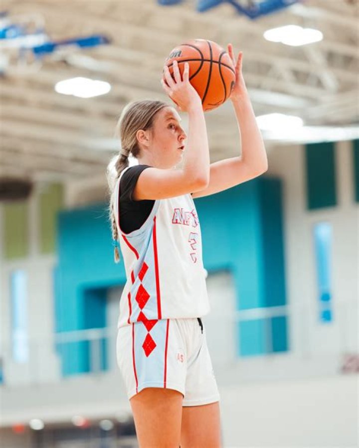 Delta College studentathlete Kayla Crespin killed in crash CBS