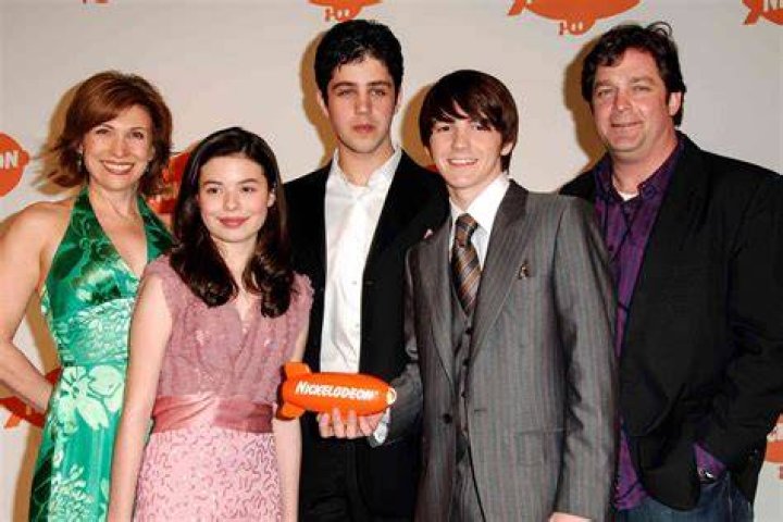Drake Bell Claims He ‘Found Out’ About Wife’s Divorce Filing Online