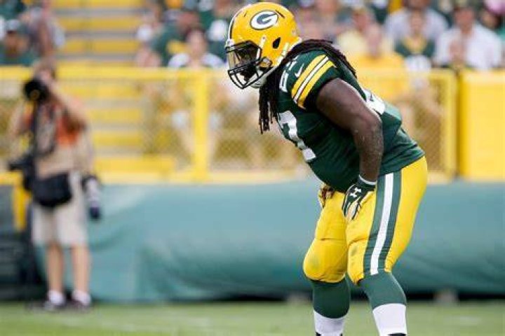 Eddie Lacy's girlfriend Jasmine Roussell