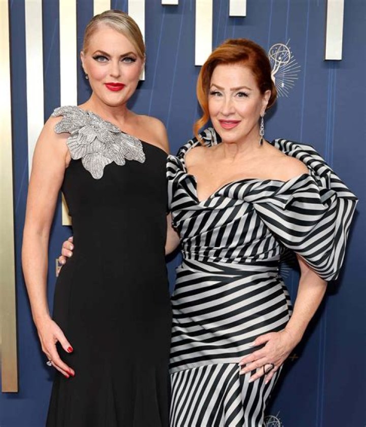 Elaine Hendrix Wiki, Wife, Daughter, Net Worth, Family, Salary