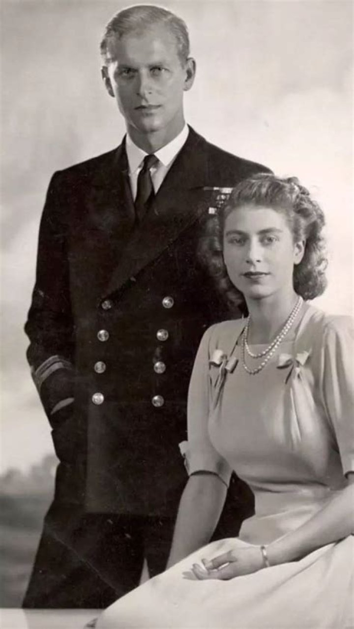 Elizabeth Ii Husband Queen Forced To Question Marriage To Prince