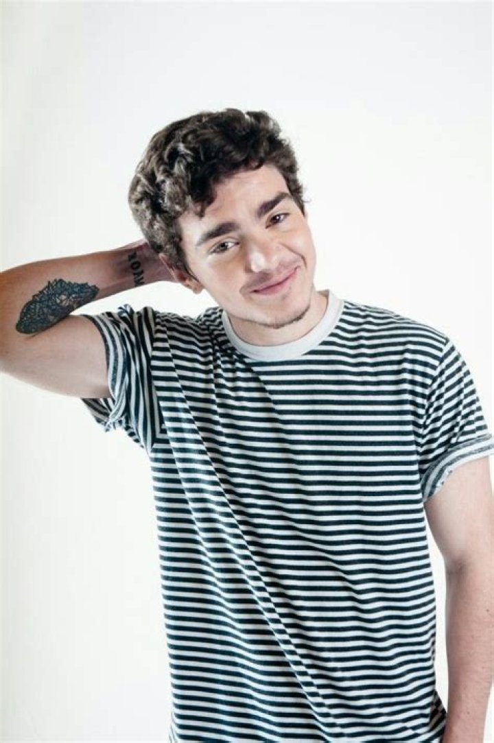 Elliot Fletcher Shameless Wiki Fandom