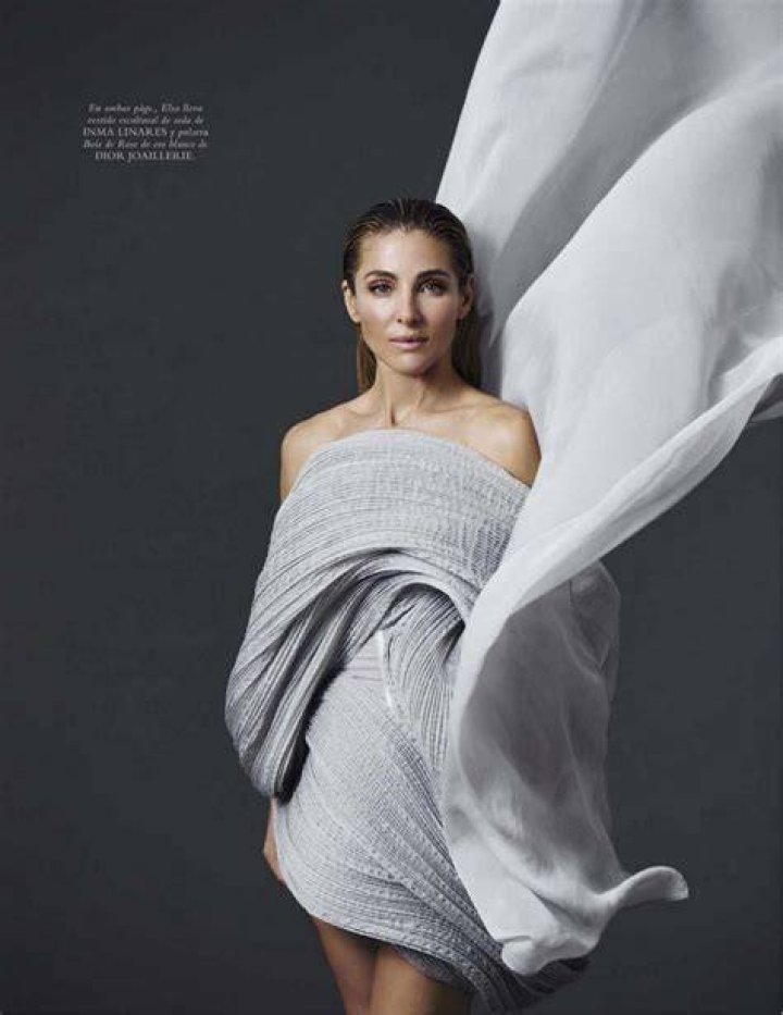 Elsa Pataky Photoshoot at the Beach, March 2014 &bull; CelebMafia