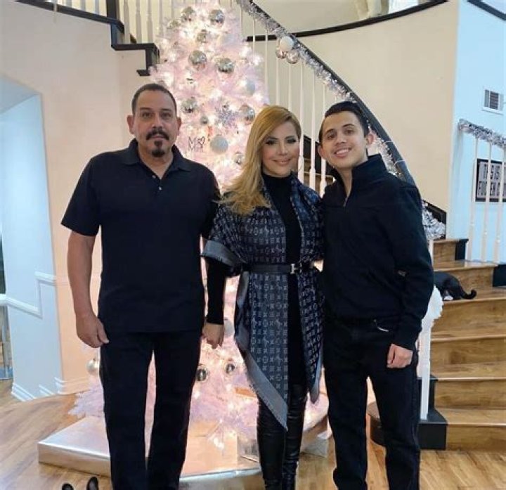 Emilio Rivera Wife Is He Married To Yadi Valerio? Married Life And Age