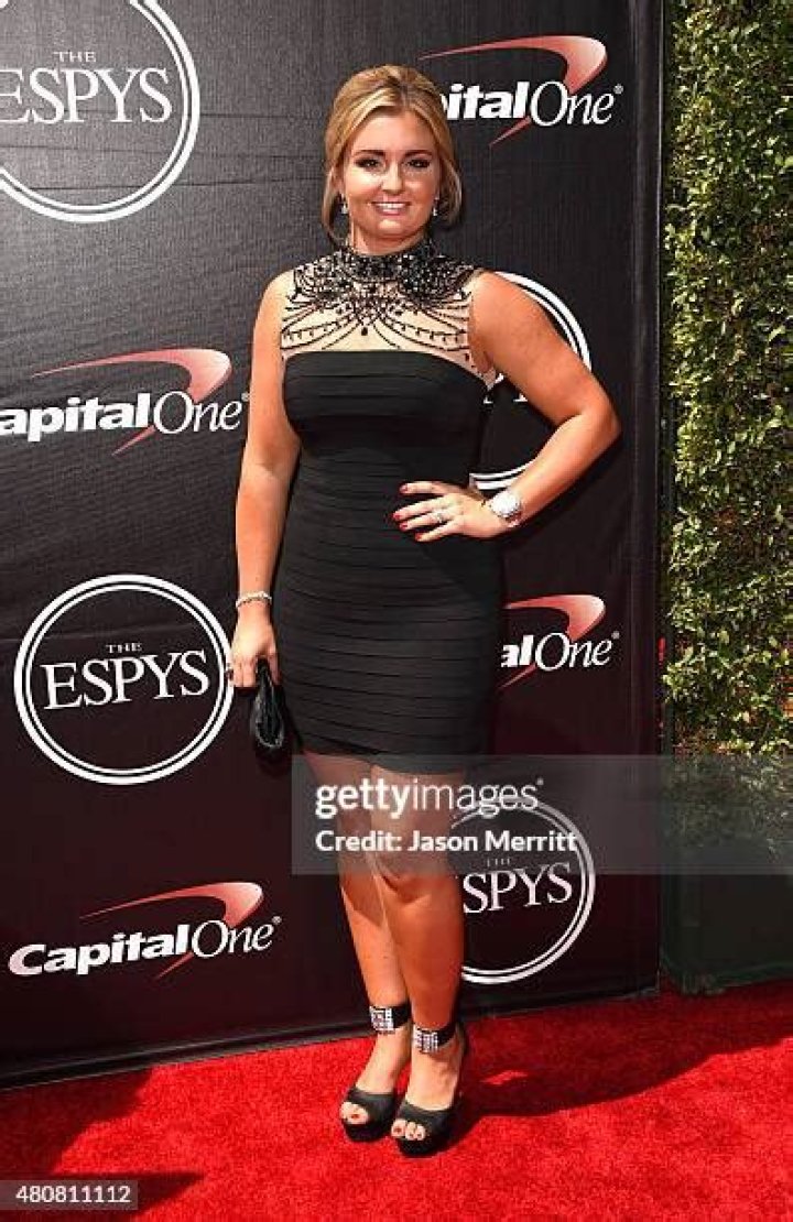 Erica Lee Enders Stevens Body Measurement, Bra Sizes, Height, Weight