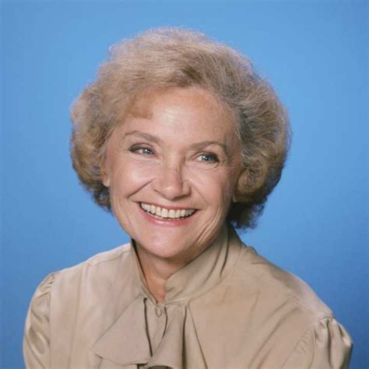 Estelle Getty Estelle Getty Photo (43352874) Fanpop