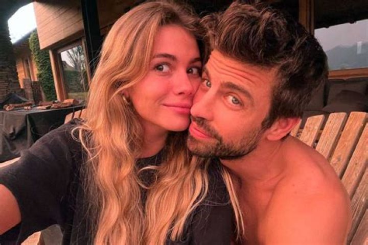 Gerard Piqué and girlfriend Clara Chia Marti 'awkward' as they attend