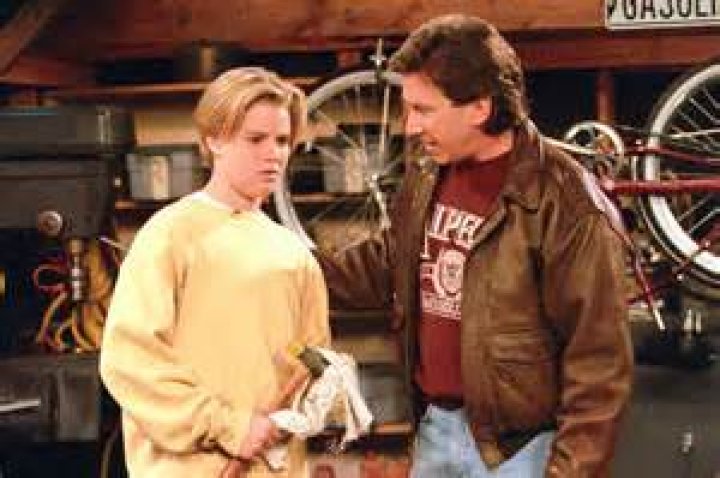 Home Improvement star Zachery Ty Bryan deletes divorce announcement, is