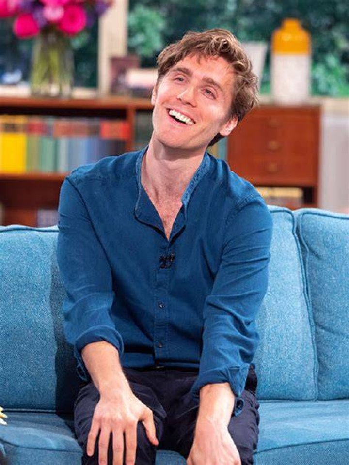Jack Farthing Net Worth Celebrity Sizes
