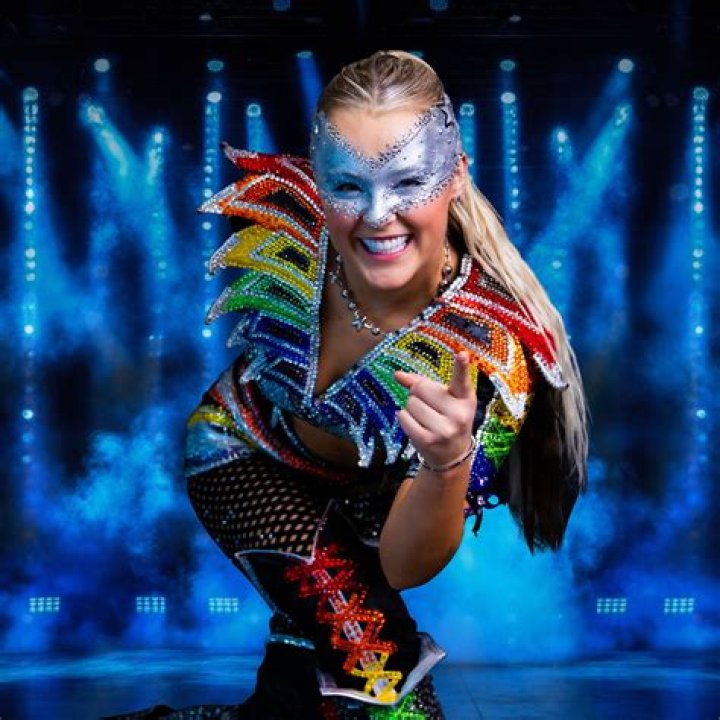 JoJo Siwa Can't Stop Gushing Over How Happy She Is Since Coming Out