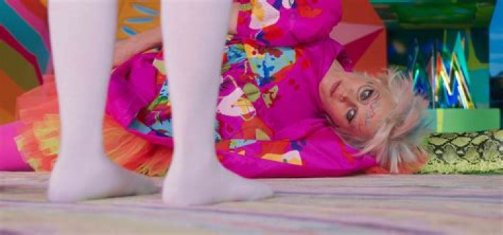 Kate McKinnon Details Creating Weird Barbie’s MarkerCovered Look