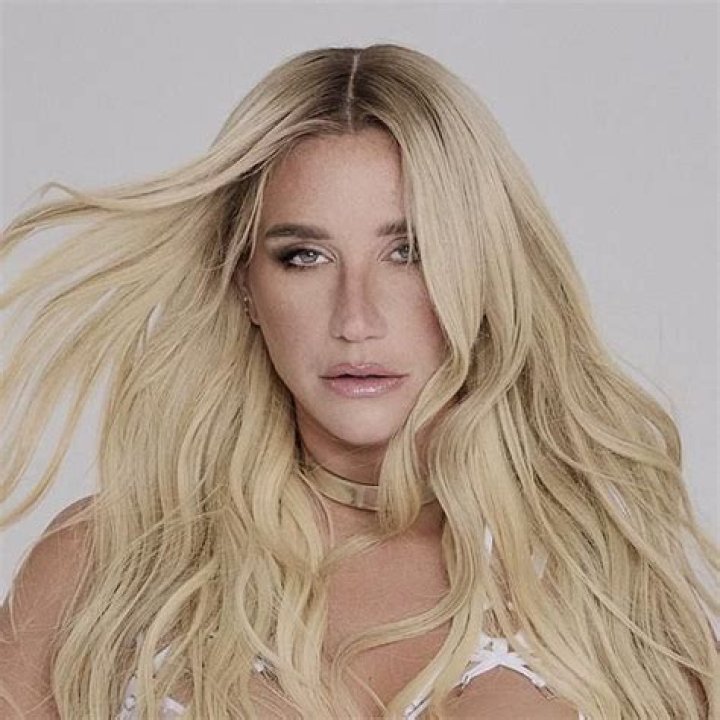 Kesha DikaMasitoh