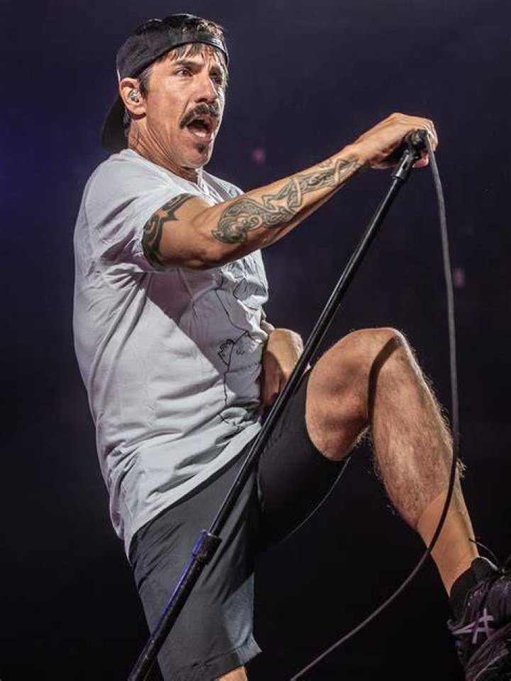 Kiedis show live Anthony Kiedis Photo (11160978) Fanpop