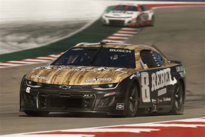 Kyle Busch on a roll, but knows things can turn quickly