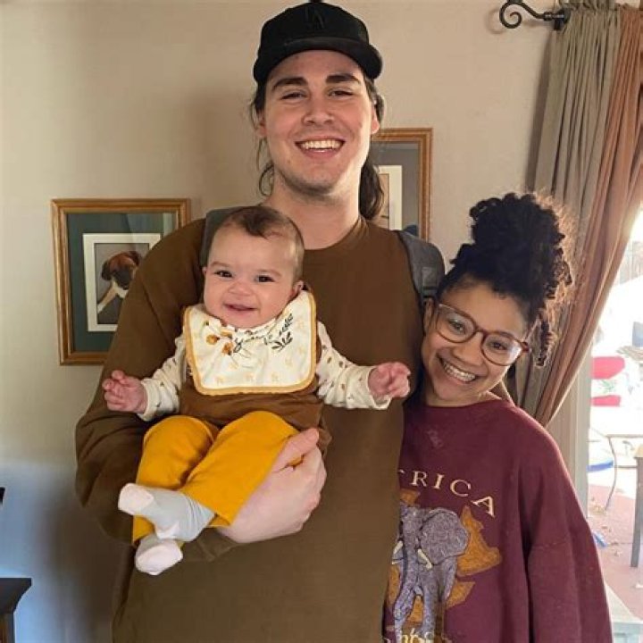 Kylee Russell Wiki, Age, Husband, Child, Family, Net Worth, Ethnicity