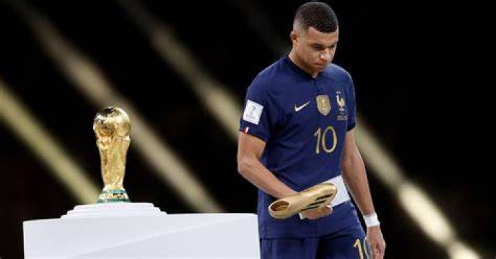 La madre de Mbappé, relacionada con la agresión a Kheira Hamraoui