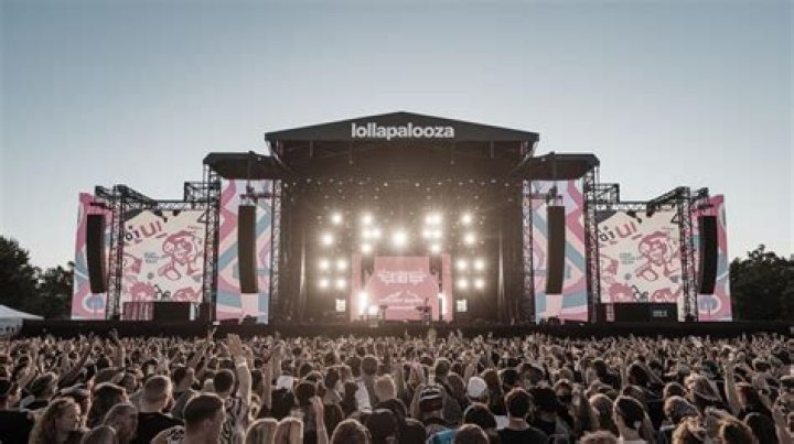 Lollapalooza 2022 Hulu Livestream Schedule & Details Announced Pitchfork