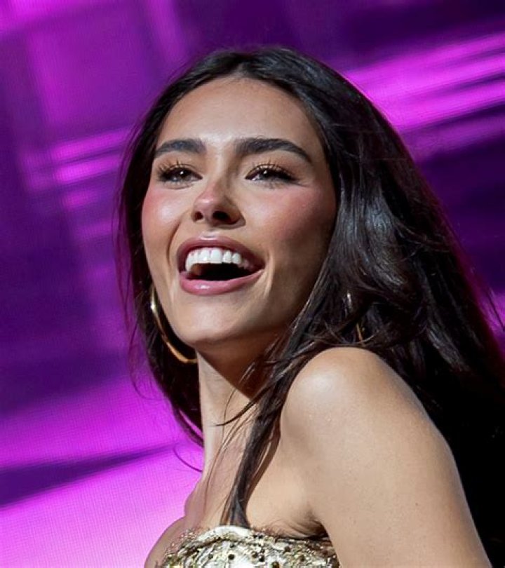 Madison Beer's Height, Weight, Bio, Measurements & More