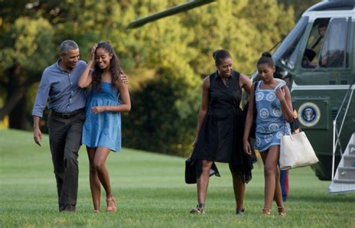Malia & Sasha Obama, Barack's Daughters 5 Fast Facts