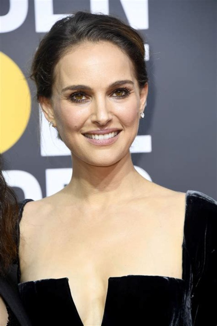 Natalie Portman 2018 Golden Globe Awards 06 GotCeleb