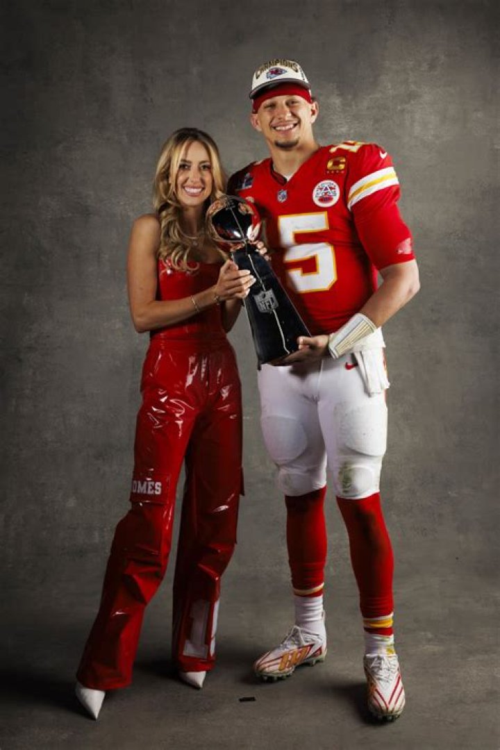 Patrick Mahomes, Brittany Matthews introduce daughter Sterling