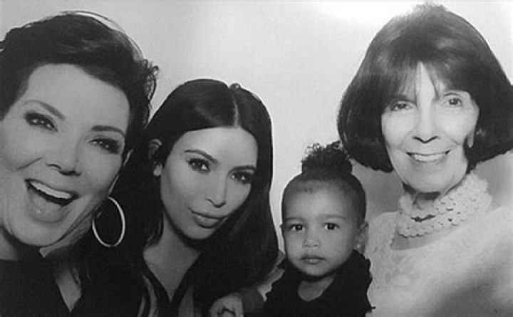 [PICS] Kris Jenner&rsquo;s Sad Childhood Before &lsquo;KUWTK&rsquo; Fame Exposed