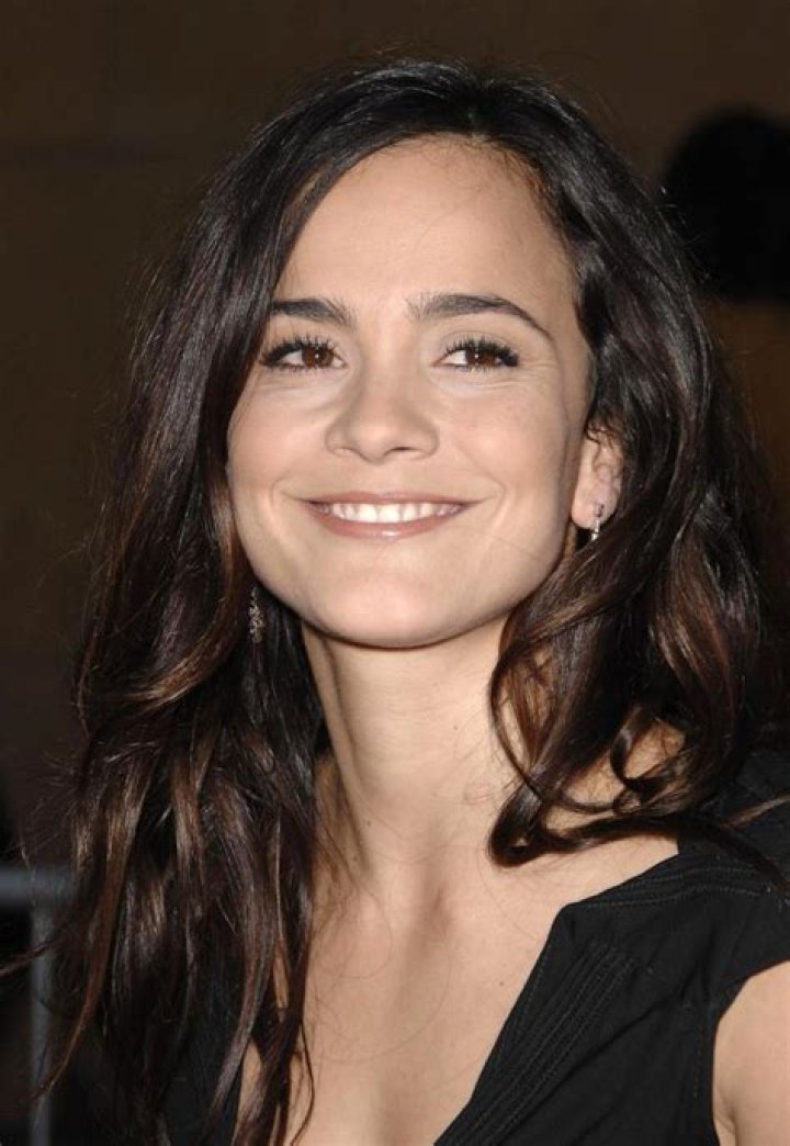 Picture of Alice Braga