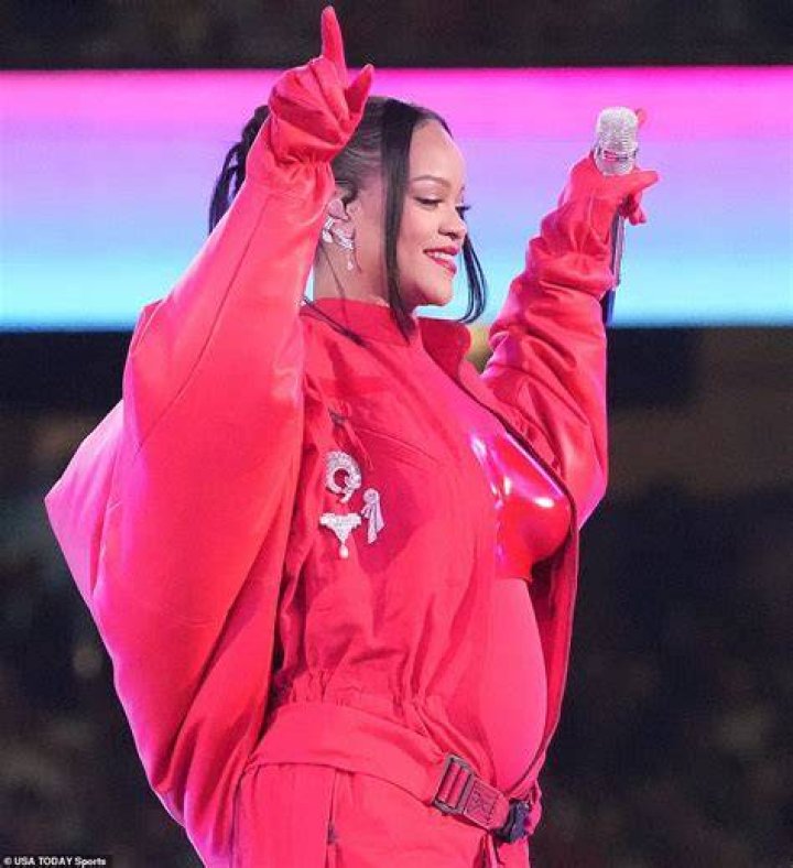 Rihanna Is Pregnant! Singer and Fashion Icon Expecting First Baby with