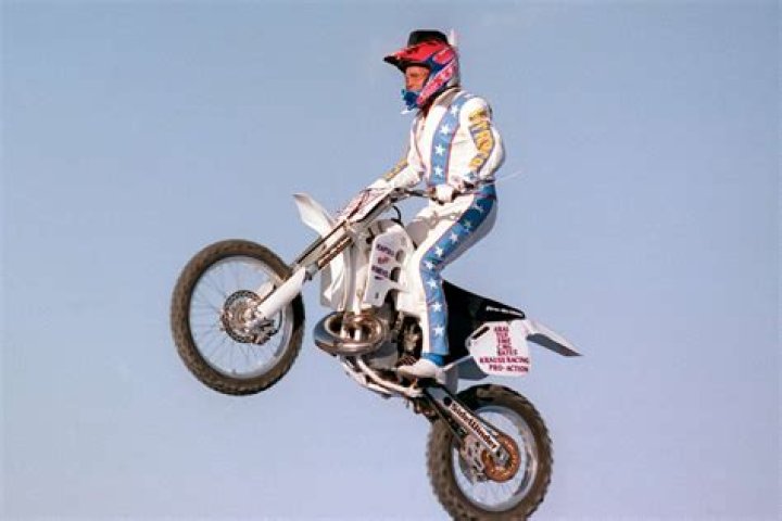 Robbie Knievel BalalLilliet