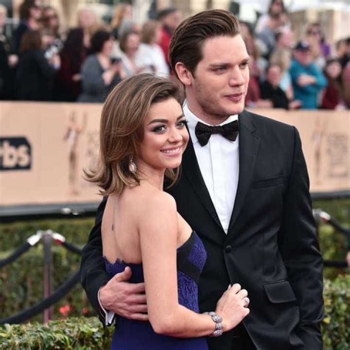 Sarah Hyland Just Hung Out With Professor Dumbledore AKA Her Dad! Access