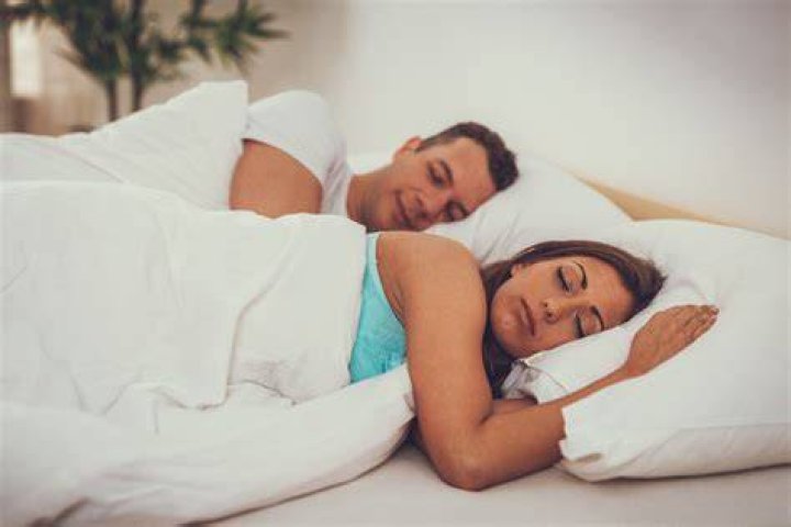 Sharing a bed and a beat on opposite sides of the news spectrum