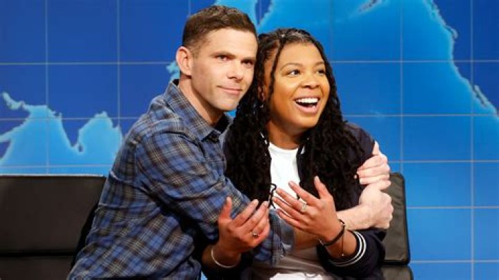 SNL&rsquo;s Mikey Day to Headline Orientation Comedy Show The Office of the