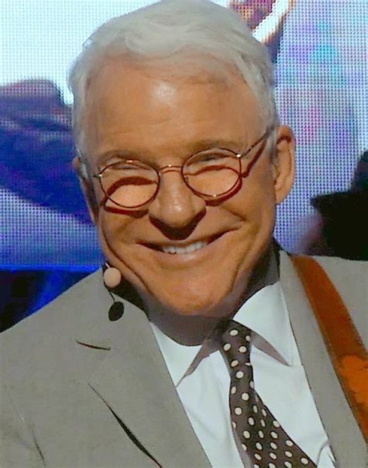 Steve KazeeBio, Age, Net Worth, Single, Nationality, Career, Facts