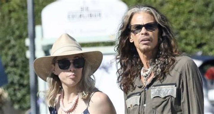 Steven Tyler Hits Red Carpet with Girlfriend Aimee