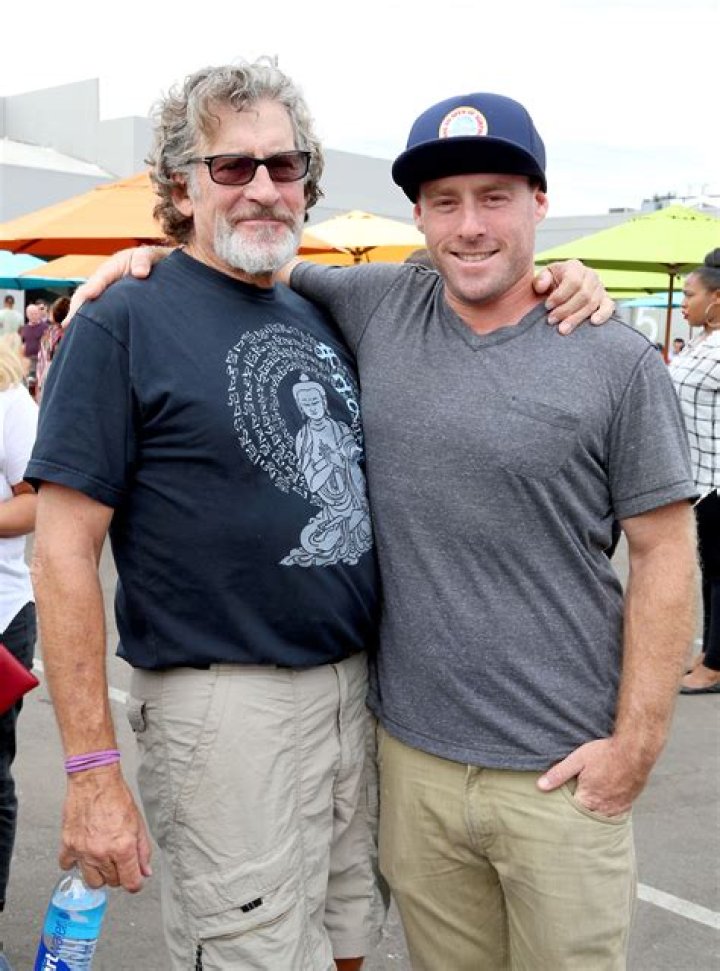The Rich Life Of Paul Michael Glaser: Uncovering His Net Worth