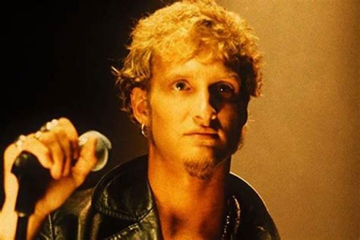 The Sad Death Of Alice In Chains&rsquo; Layne Staley And Its Strange