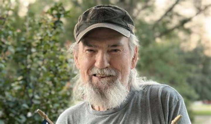 Uncle Si may be the smartest man in the Robertson clan. That's a fact