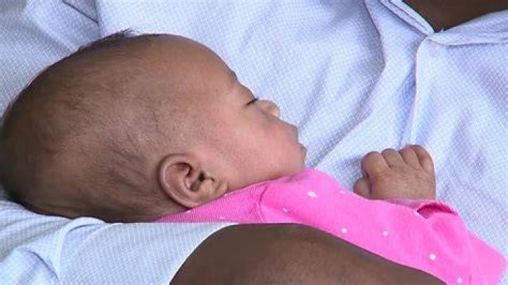 Video Newborn dropped on head in delivery room