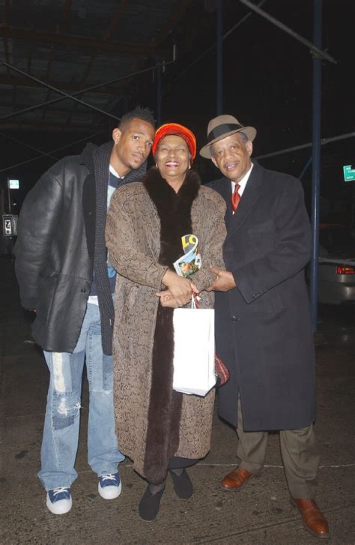 Who was Marlon Wayans's mom Elvira and how did she die? The US Sun