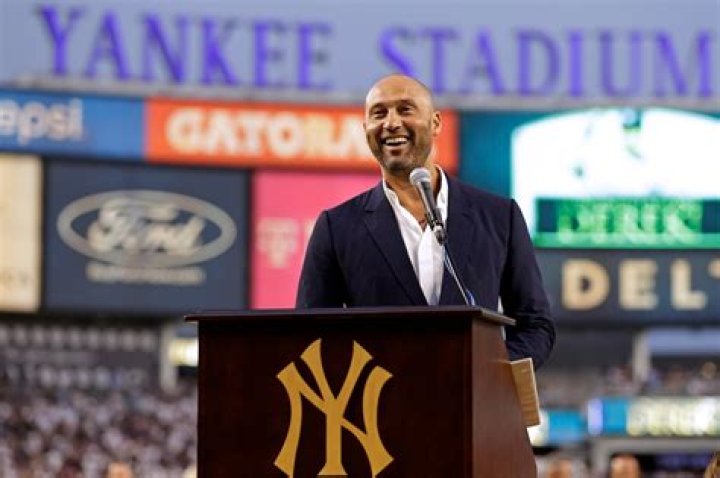 Yankees icon Derek Jeter and model Hannah Davis marry in California